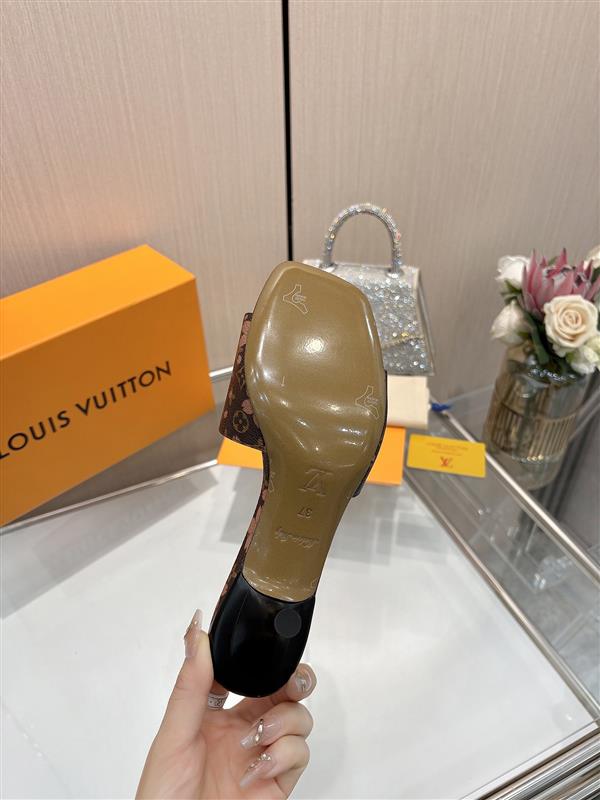 20251128184534891 280